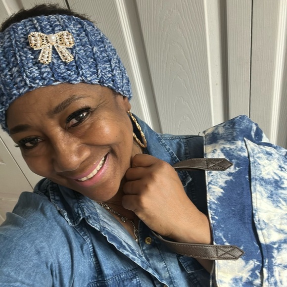 JUSTASEASON, ALL THE BEAUTIFUL ITEM PURCHASES ON MY POSHMARK JOURNEY. THANK YOU - Picture 11 of 11